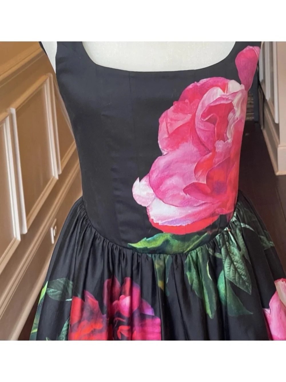 Alice +Olivia Tarrie Floral Ball  gown Maxi dress Empress Bloom Black NWT 6